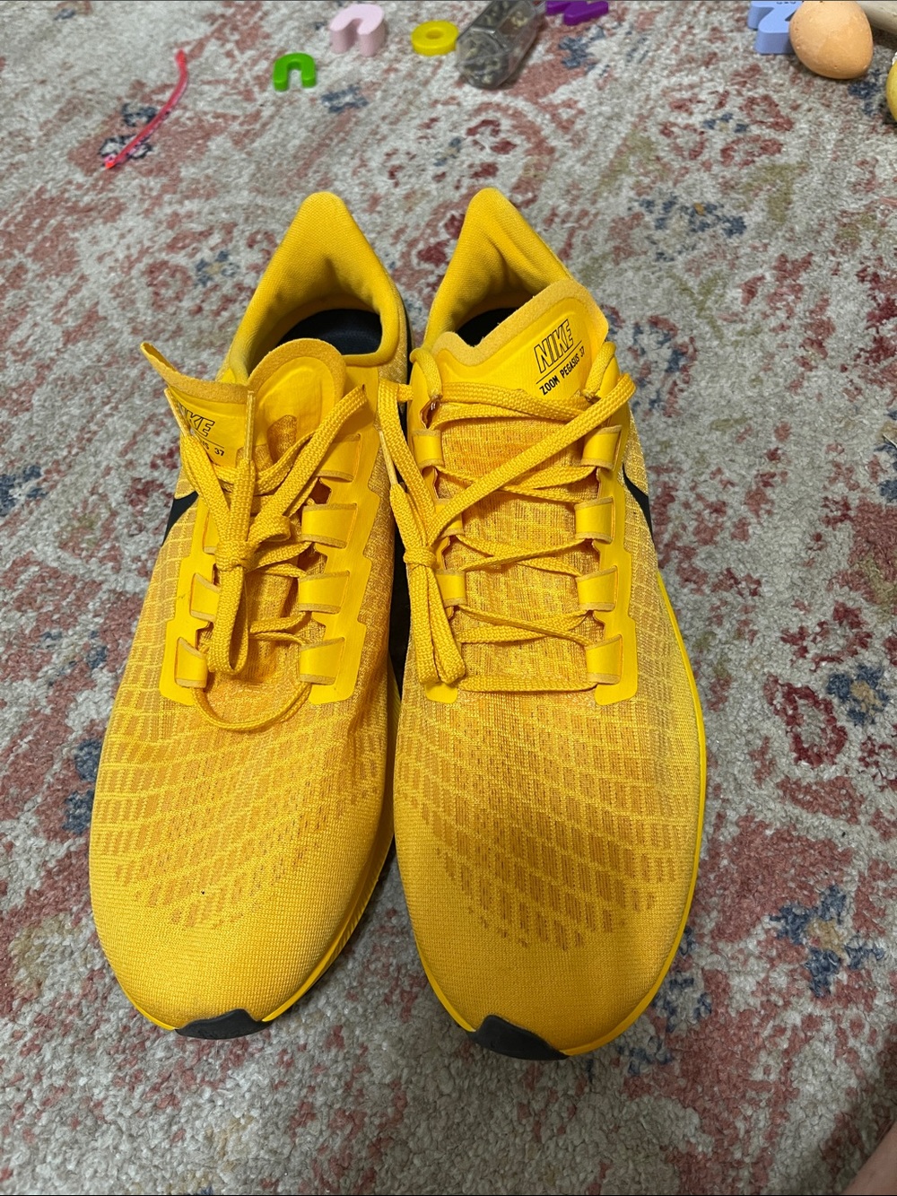 Nike Men's Bright Yellow Running Sneakers